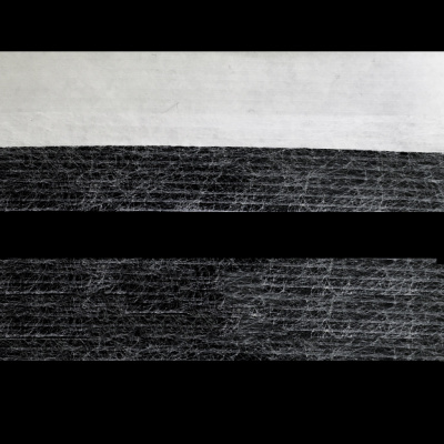 Прокладочная лента (паутинка на бумаге) DFD23, шир. 25 мм (боб. 100 м), цвет белый - купить в Тюмени. Цена: 4.30 руб.