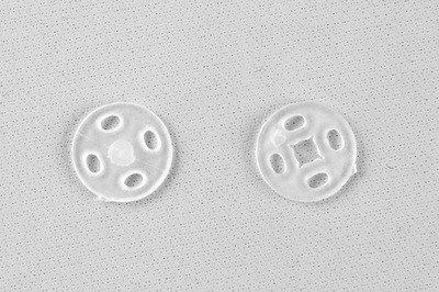 Кнопки пришивные пластиковые 10 мм, блистер 24шт, цв.-прозрачные - купить в Тюмени. Цена: 48.41 руб.