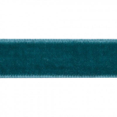 Лента бархатная нейлон, шир.12 мм, (упак. 45,7м), цв.65-изумруд - купить в Тюмени. Цена: 392 руб.